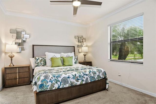 9093 Glenforest DR, Naples, FL 34120