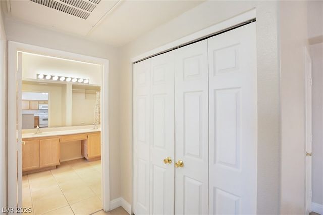 7632 Pacific Hills Avenue 203, Las Vegas, NV 89128