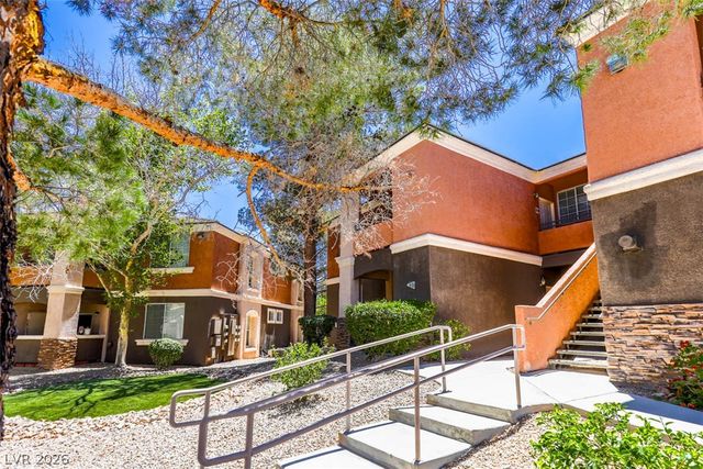 7632 Pacific Hills Avenue 203, Las Vegas, NV 89128