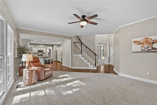 11573 S Brentwood Drive, Olathe, KS 66061