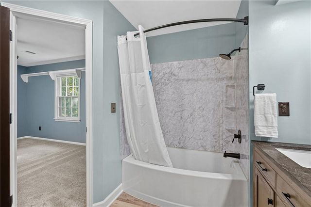 11573 S Brentwood Drive, Olathe, KS 66061