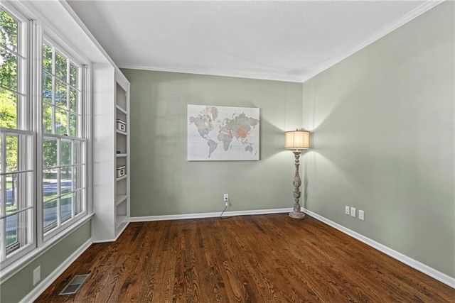 11573 S Brentwood Drive, Olathe, KS 66061