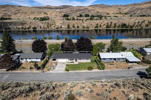 61 Riverview Drive, Coulee Dam, WA 99116