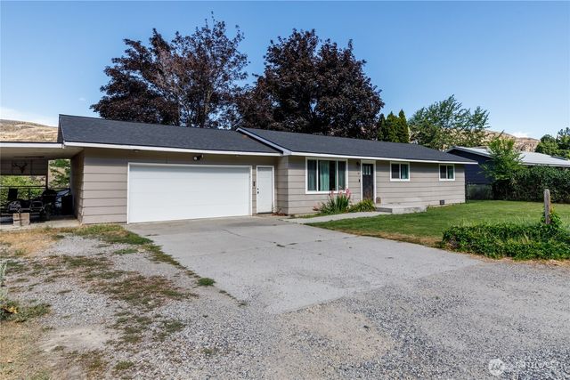 61 Riverview Drive, Coulee Dam, WA 99116