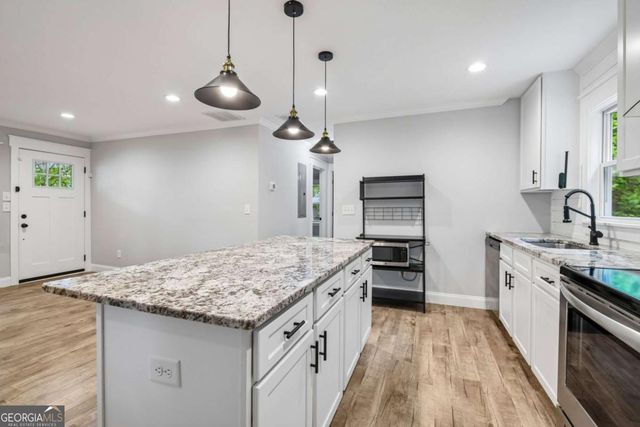 5751 Lisa Lane, Austell, GA 30168