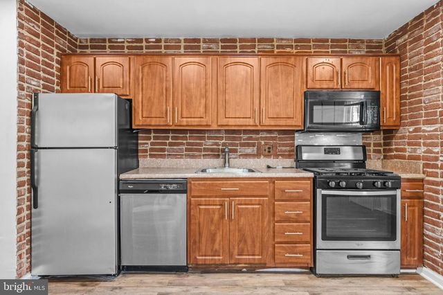 520 49TH ST NE, Washington, DC 20019