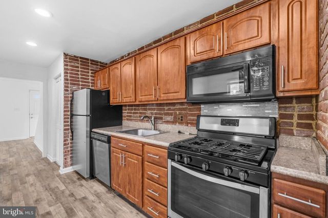 520 49TH ST NE, Washington, DC 20019