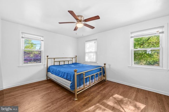 520 49TH ST NE, Washington, DC 20019