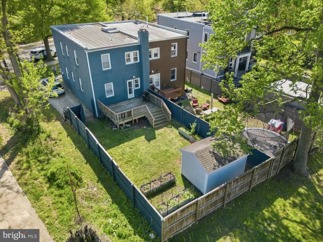 520 49TH ST NE, Washington, DC 20019