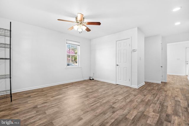 520 49TH ST NE, Washington, DC 20019