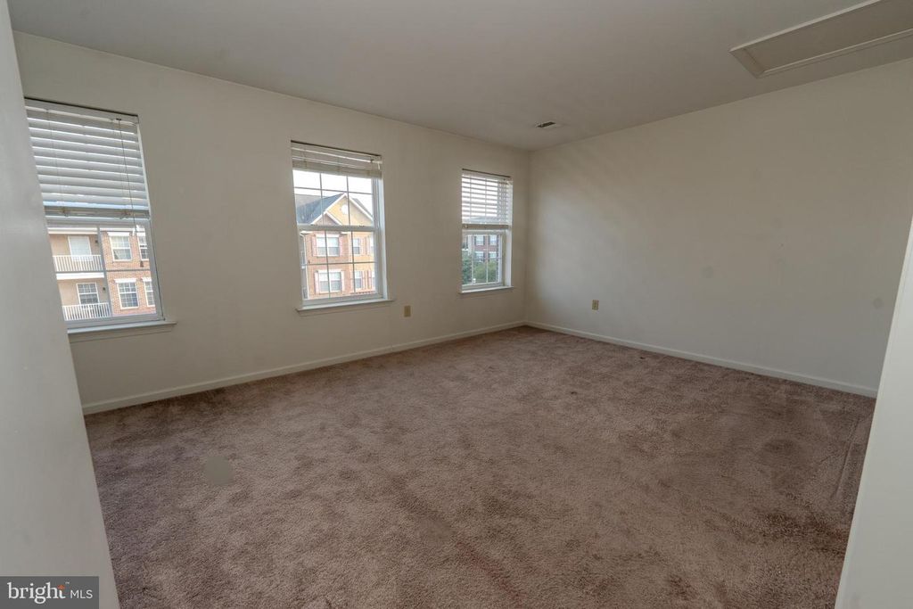 3889 ASHLAND DR #C-2, Skippack, PA 19474