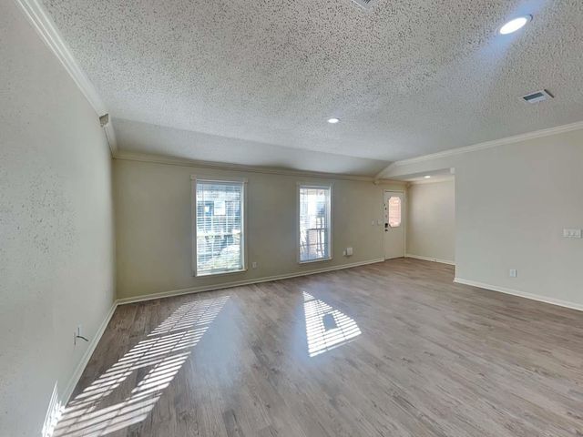 110 S Village Knoll Circle, Spring, TX 77381