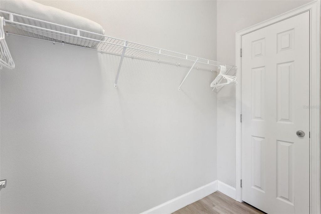 Image 25 of property listing at 1530 RETREAT CIRCLE, Clermont, FL 34714