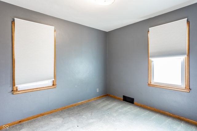 67 N 15th Avenue, Beech Grove, IN 46107