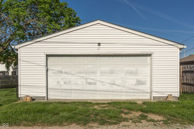 67 N 15th Avenue, Beech Grove, IN 46107