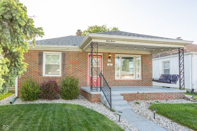 67 N 15th Avenue, Beech Grove, IN 46107