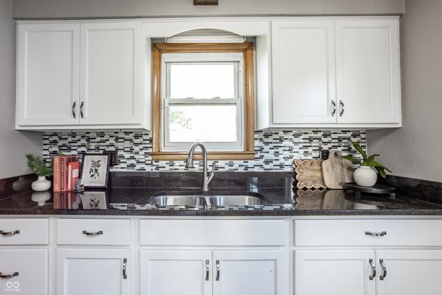 67 N 15th Avenue, Beech Grove, IN 46107