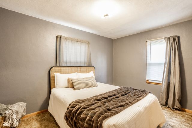 67 N 15th Avenue, Beech Grove, IN 46107