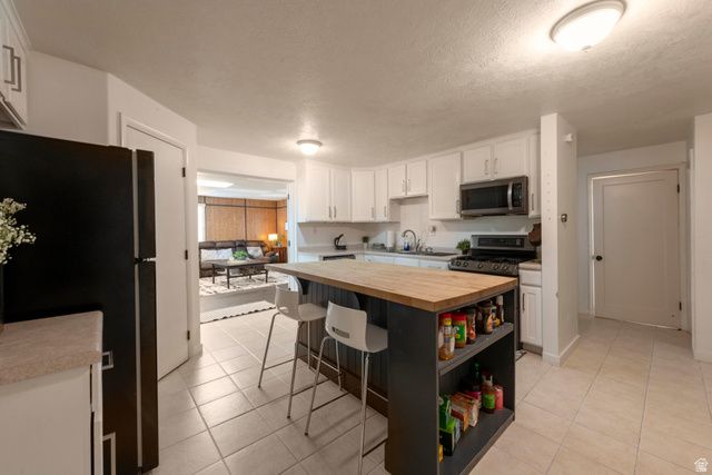 2137 W 6200 S, Taylorsville, UT 84129