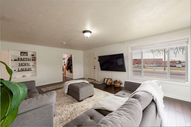 2137 W 6200 S, Taylorsville, UT 84129