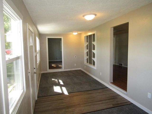 5910 S County Rd D Road, Beloit, WI 53511