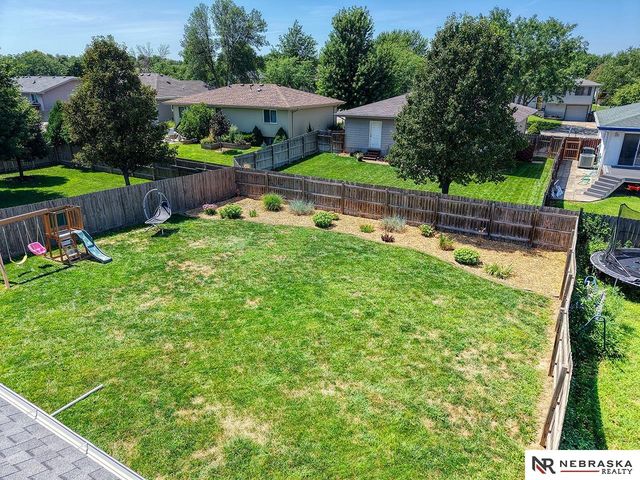 1541 SW Lacey Lane, Lincoln, NE 68522