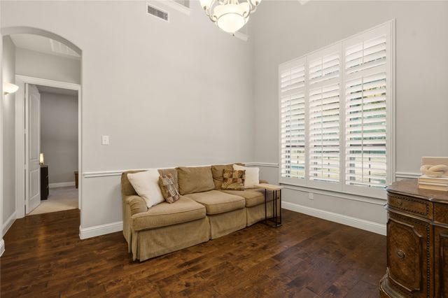 7124 Comal Drive, Irving, TX 75039