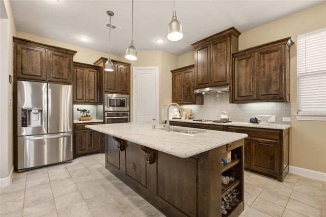 7124 Comal Drive, Irving, TX 75039