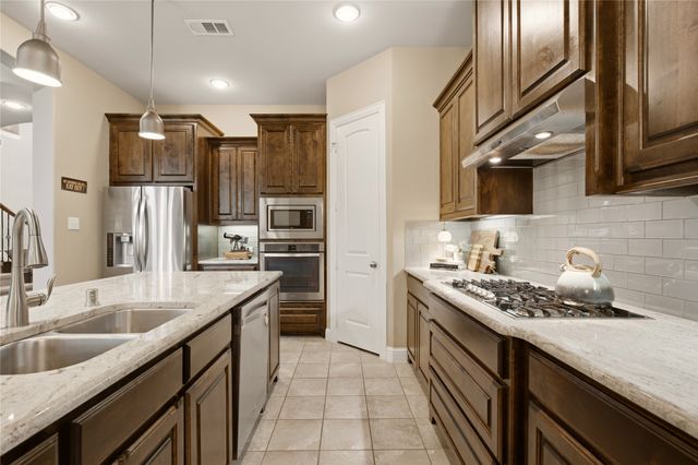 7124 Comal Drive, Irving, TX 75039