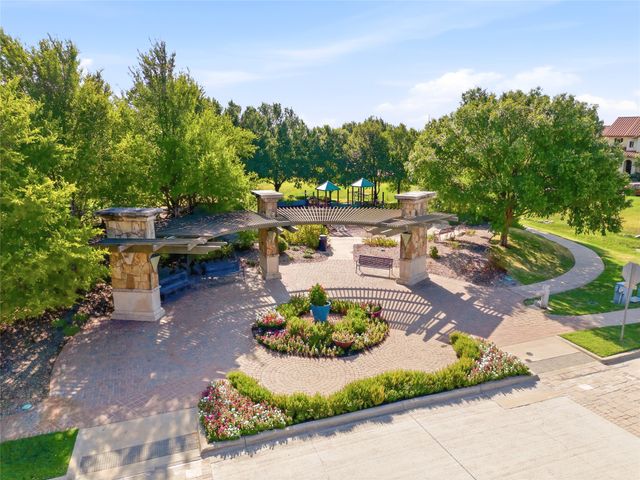 7124 Comal Drive, Irving, TX 75039