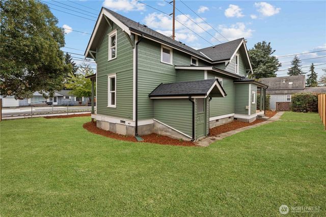 1103 E 64th Street, Tacoma, WA 98404