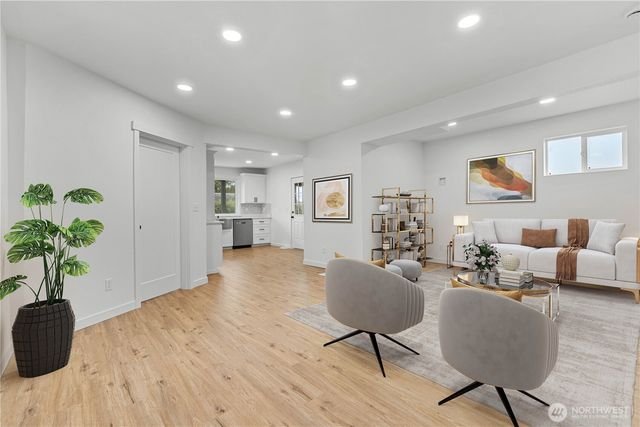 1103 E 64th Street, Tacoma, WA 98404