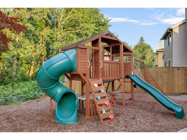 4818 Se ANTELOPE HILLS Dr, Gresham, OR 97080