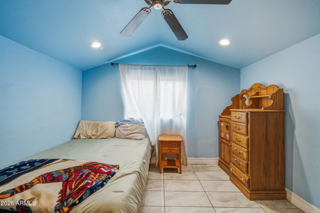 2726 W TAYLOR Street, Phoenix, AZ 85009