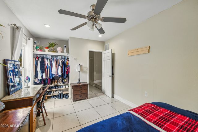 2726 W TAYLOR Street, Phoenix, AZ 85009