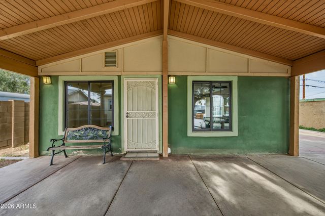 2726 W TAYLOR Street, Phoenix, AZ 85009