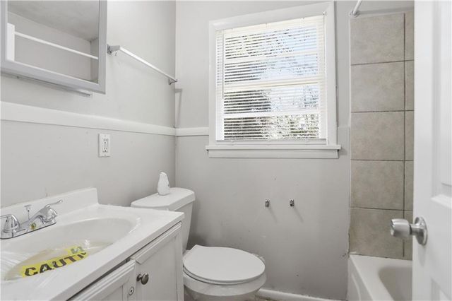 876 Bolton NW Place, Atlanta, GA 30331