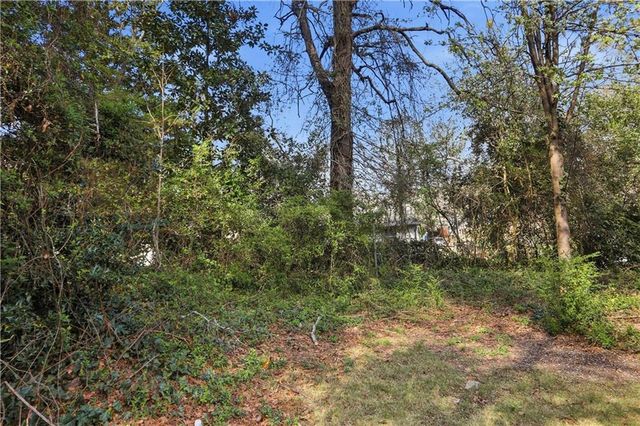 876 Bolton NW Place, Atlanta, GA 30331