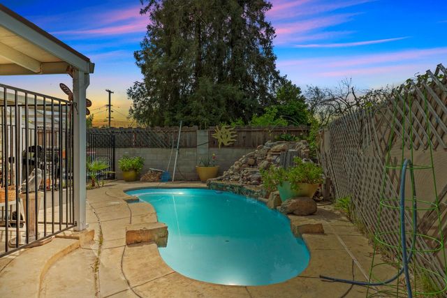 4701 Magnolia St, Salida, CA 95368