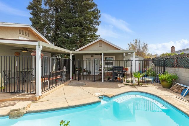 4701 Magnolia St, Salida, CA 95368