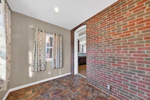 3820 Fillmore Street, St Louis, MO 63116