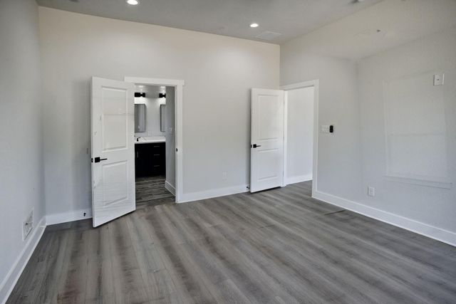146 Waimanalo LN, Bastrop, TX 78602