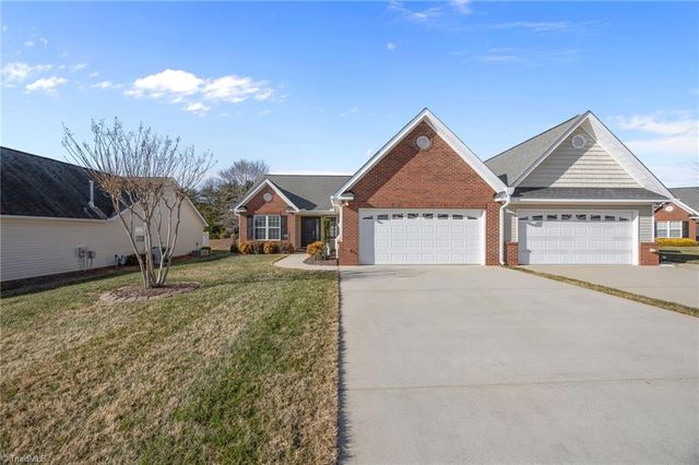 119 BRAE RIDGE Lane, King, NC 27021