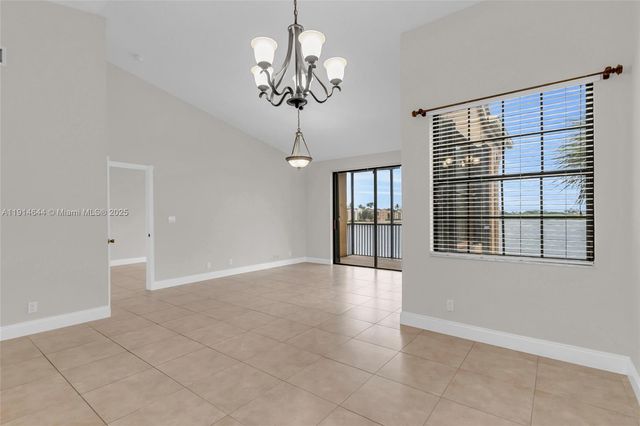 15563 N Miami Lakeway N, Miami Lakes, FL 33014