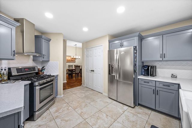 6527 Harcourt Bridge Drive, Houston, TX 77084