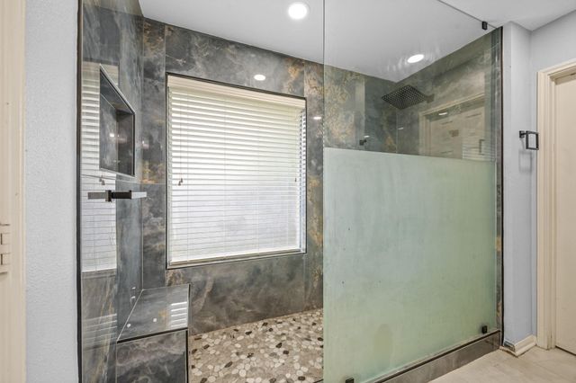 6527 Harcourt Bridge Drive, Houston, TX 77084