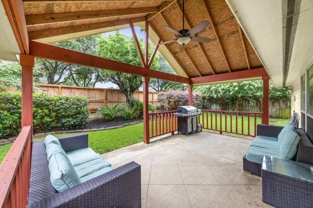 6527 Harcourt Bridge Drive, Houston, TX 77084