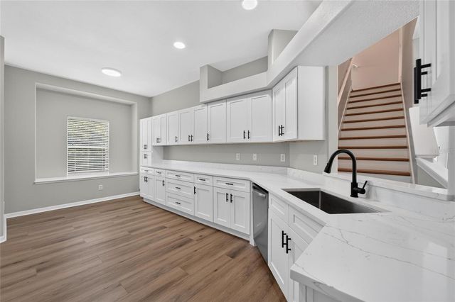 21744 WAVERLY SHORES LANE, Land O Lakes, FL 34637