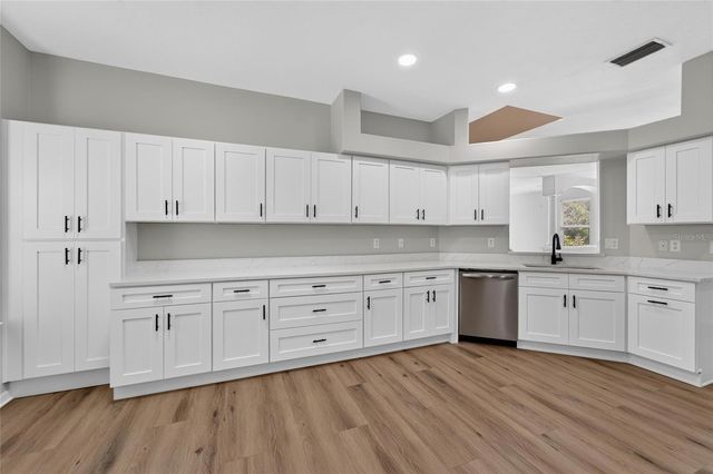 21744 WAVERLY SHORES LANE, Land O Lakes, FL 34637
