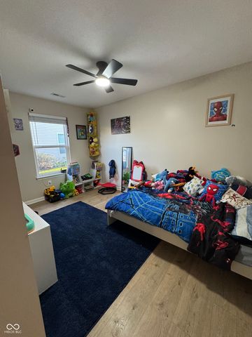 155 Thistlewood Drive, Greenfield, IN 46140